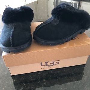 UGG women’s Coquette Black Slipper size 8